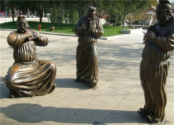 仿銅步行街雕塑.jpg 仿銅步行街雕塑.jpg