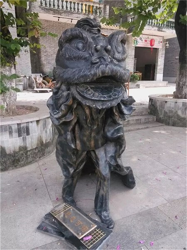 舞獅銅雕塑.jpg