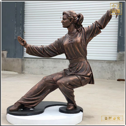 練太極人物雕塑? 練太極人物雕塑?