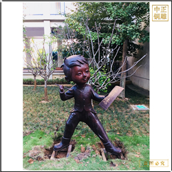 公園小男孩銅雕塑 公園小男孩銅雕塑