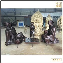 老人玩象棋銅雕塑 