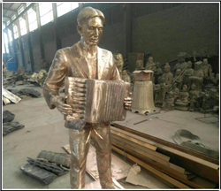 拉琴人物銅雕塑 拉琴人物銅雕塑